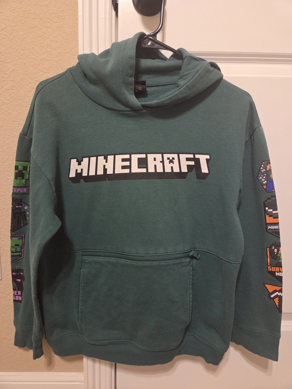 Boys Medium (8) Green Minecraft Logo Hoodie Sweatshirt